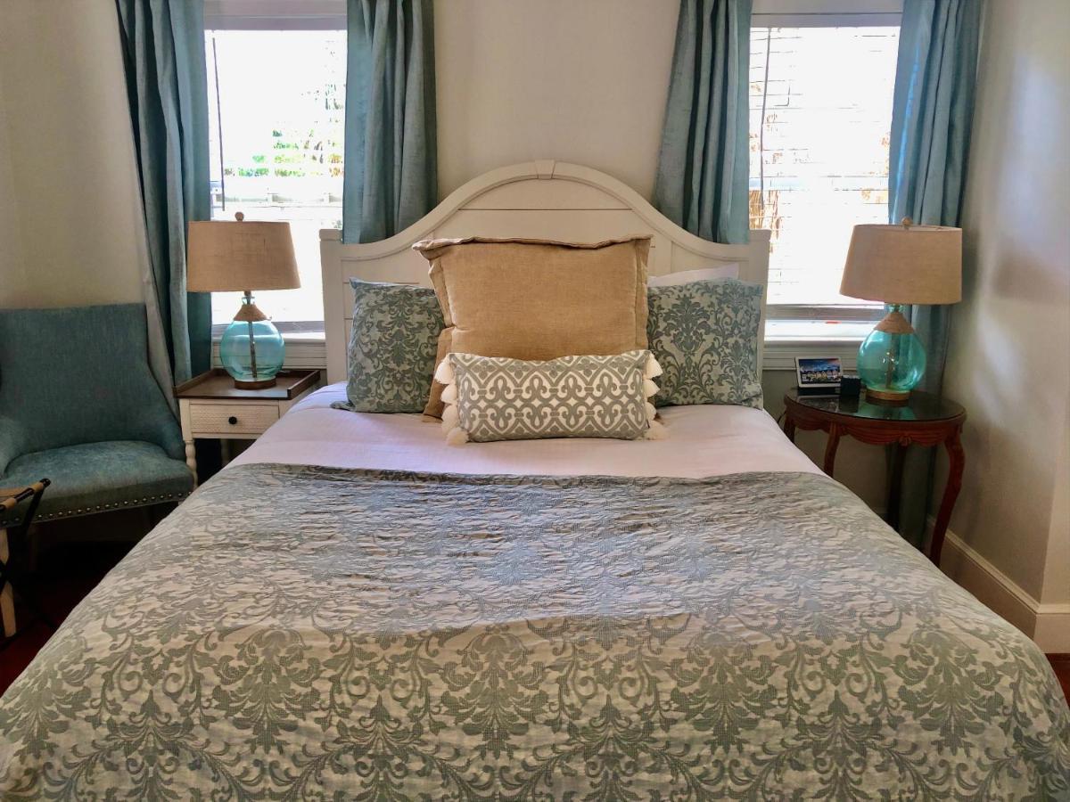 Daybed With Trundle In The Beautiful Ashley Inn 4 Blocks From King St Charleston Extérieur photo