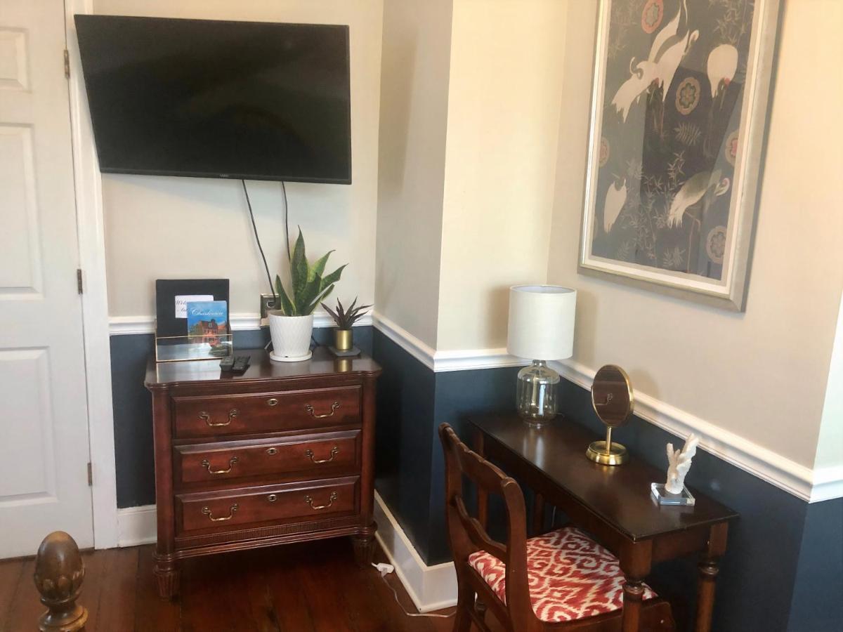 Daybed With Trundle In The Beautiful Ashley Inn 4 Blocks From King St Charleston Extérieur photo