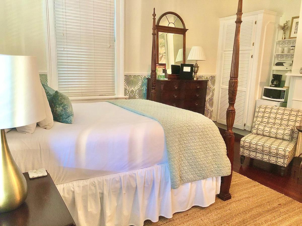 Daybed With Trundle In The Beautiful Ashley Inn 4 Blocks From King St Charleston Extérieur photo