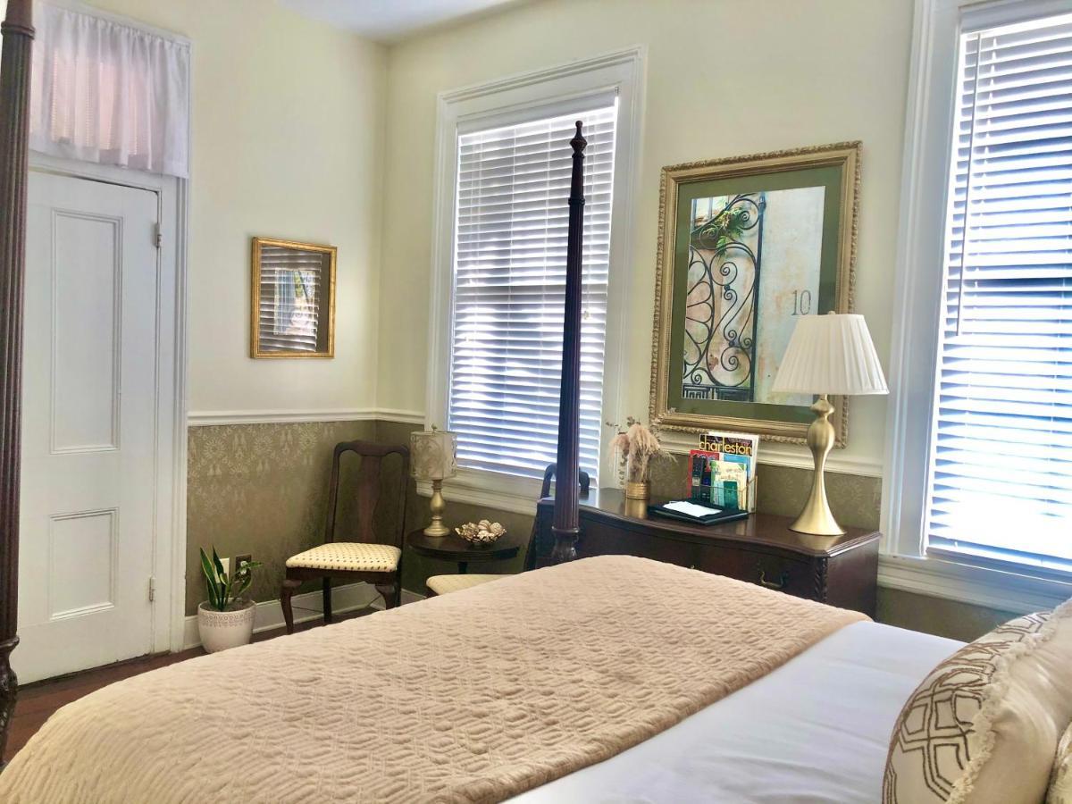 Daybed With Trundle In The Beautiful Ashley Inn 4 Blocks From King St Charleston Extérieur photo