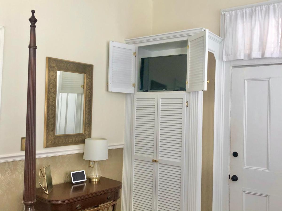 Daybed With Trundle In The Beautiful Ashley Inn 4 Blocks From King St Charleston Extérieur photo