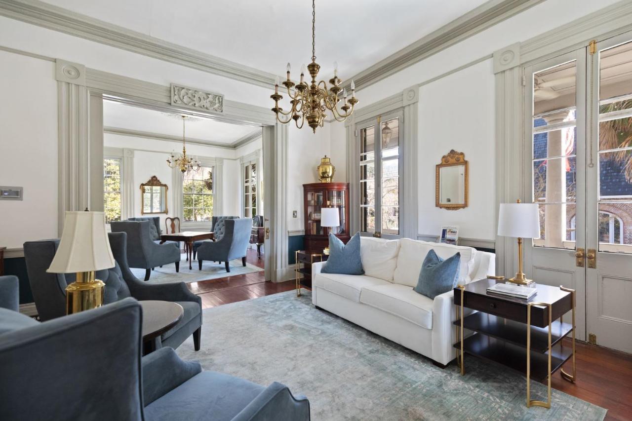 Daybed With Trundle In The Beautiful Ashley Inn 4 Blocks From King St Charleston Extérieur photo